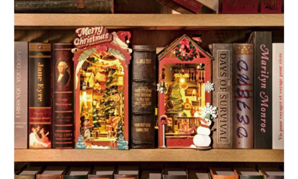 Chaos Cards Blog Christmas Book Nook
