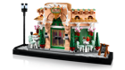 LEGO&reg; Icons French Caf&eacute; (10362) - Image 5