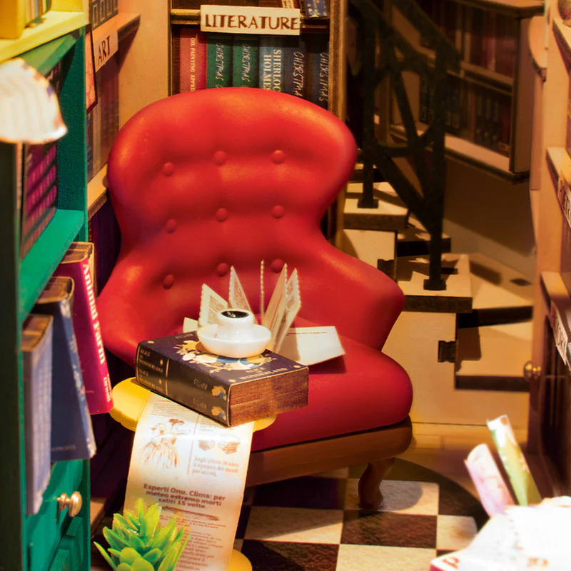 Rolife Bookstore DIY Book Nook TGB07 | Chaos Cards