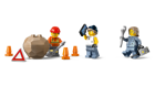 LEGO&reg; City Heavy-Duty Recovery Tow Truck with Crane (60467) - Image 3