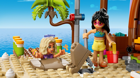 LEGO&reg; Friends Family Holiday Beach Resort (42673) - Image 9