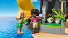LEGO&reg; Friends Family Holiday Beach Resort (42673) - Image 10