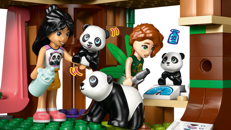 LEGO Friends | Panda Sanctuary Animal Care | 42648