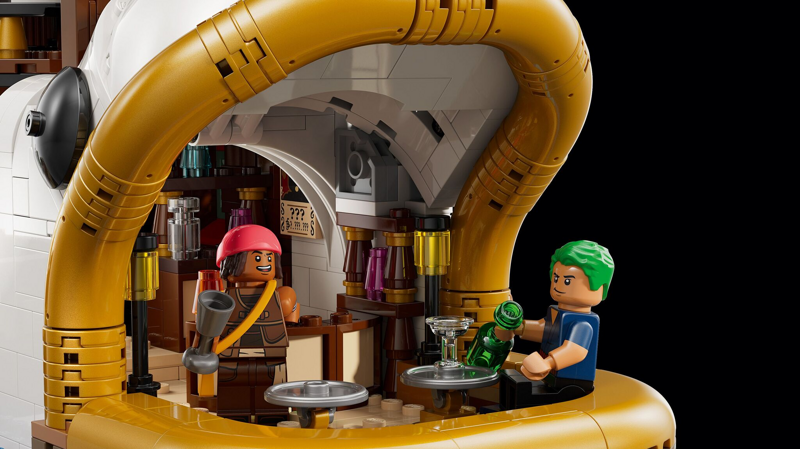 LEGO® ONE PIECE The Baratie Floating Restaurant (75640) - Image 5
