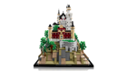 LEGO&reg; Architecture Neuschwanstein Castle (21063) - Image 7
