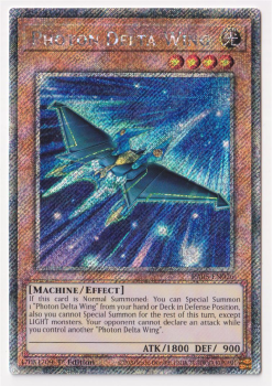 Photon Delta Wing (Platinum Secret Rare) single card from Yu-Gi-Oh!